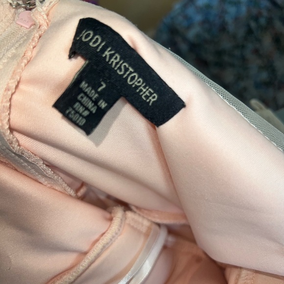 Jodi Kristopher Light Pink & Silver Bedazzled Formal Dress size 7 - Picture 10 of 10